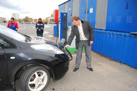 Дмитрий Медведев подписал постановление, регламентирующее порядок зарядки электромобилей