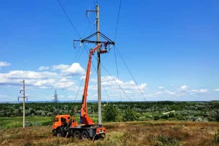 «Саратовские распределительные сети» повысили надежность электроснабжения Духовницкого района