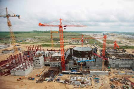 На втором строящемся энергоблоке Курской АЭС-2 смонтирована опорная ферма реактора