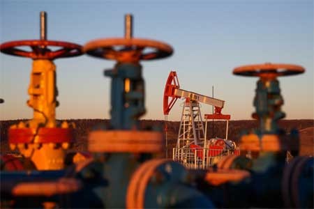 РН-Юганскнефтегаз в 2017 г добыл на Восточно-Сургутском месторождении 15 млн т нефти