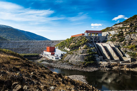 Колымская ГЭС РусГидро удерживает большую часть притока