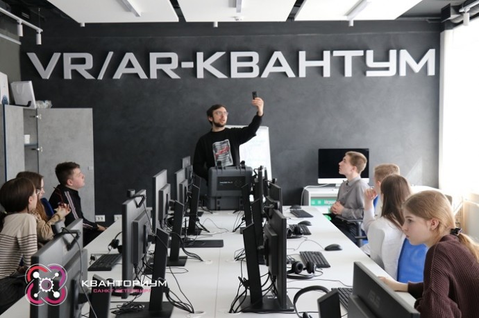 ООО «Транснефть – Балтика» оказало благотворительную помощь петербургскому детскому технопарку «Кванториум»