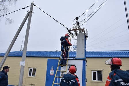 Во «Владимирэнерго» состоялись соревнования профмастерства бригад распределительных электрических сетей