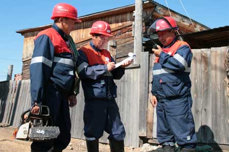 Энергетики модернизируют сети в селах Чакыр и Арылах Чурапчинского улуса