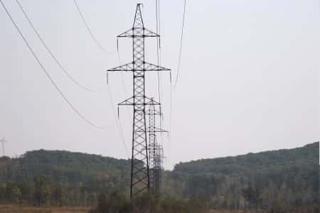 «Россети ФСК ЕЭС» усилят грозозащиту 52 линий электропередачи Дальнего Востока
