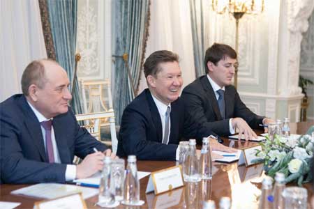 «Газпром» и Itochu подписали Меморандум о взаимопонимании по проекту «Балтийский СПГ»