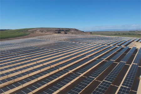В Испании ввели в эксплуатацию крупнейшую в Европе солнечную электростанцию 626 МВт