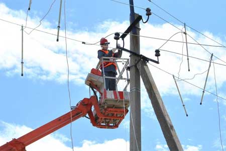 Краснодарские электросети отремонтируют более тысячи километров линий электропередачи