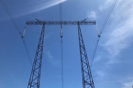 «Россети Центр и Приволжье Нижновэнерго»: с начала года энергетики отремонтировали 841 км линий электропередачи и 283 подстанции