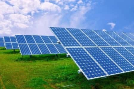 Пять солнечных электростанций за 13 млрд рублей будут построены в Дагестане в течение трех лет