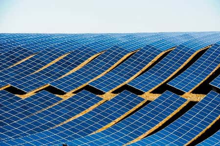 В Индии построят крупнейшую в мире солнечную электростанцию мощностью 4,75 ГВт