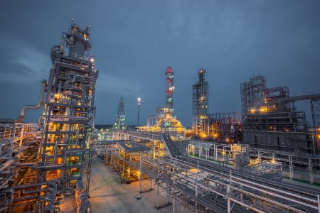 Компания «НефтеХимСервис» продолжает строительство третьей очереди Яйского нефтеперерабатывающего завода