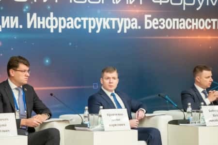 Пётр Бобылев: «Россия не отказывается от ископаемых видов топлива, а интегрирует низкоуглеродные технологии»