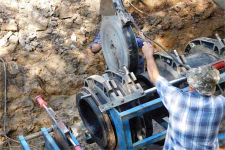 Примтеплоэнерго продолжает ремонтные работы на объектах водоснабжения в двадцати муниципалитетах Приморья