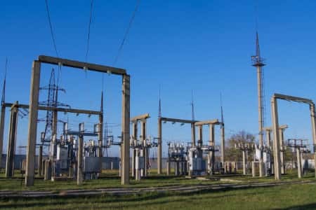 Энергетики повысили надежность ключевой подстанции в селе Суворовское Усть-Лабинского района