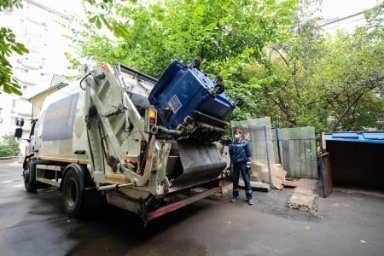 Более 1500 мусоровозов из 12 регионов подключились к пилотному проекту прослеживаемости