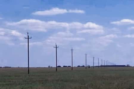 Саратовские энергетики ведут ремонты ЛЭП в отдаленном районе Заволжья