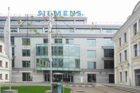 Компания Siemens обеспечит социальное дистанцирование на рабочих местах, чтобы заводы продолжали работу в новых условиях