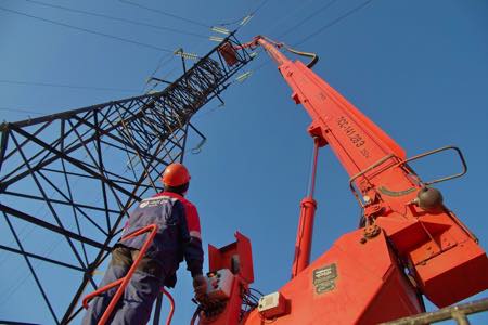 «Россети Янтарь» в этом году заменили 55 километров провода на линиях электропередачи