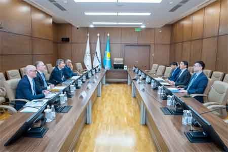 «КазМунайГаз» и Eni обсудили реализацию совместных проектов в Казахстане