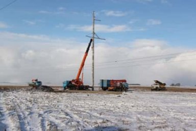 «Россети ФСК ЕЭС» установила новые опоры на линии электропередачи 220 кВ в Курганской области