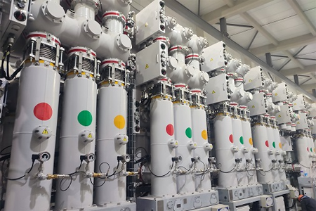 Завершен основной этап комплексной реконструкции системообразующего энергообъекта Приморья – подстанции 220 кВ «Уссурийск»