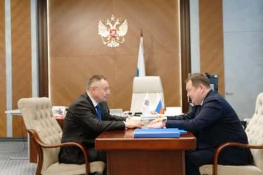 Ирек Файзуллин провел рабочую встречу с врио главы администрации Тамбовской области Максимом Егоровым