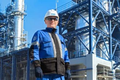 Омский НПЗ повышает экологичность производства высокооктанового топлива