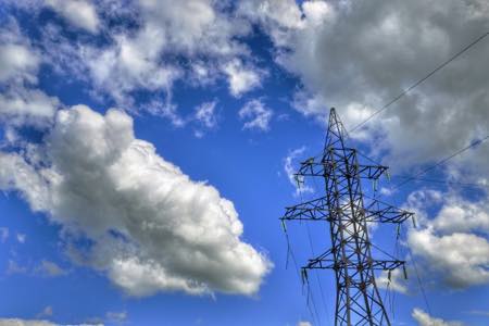 «Саратовские сети» ремонтируют высоковольтную линию 110 кВ на территориях соседних регионов