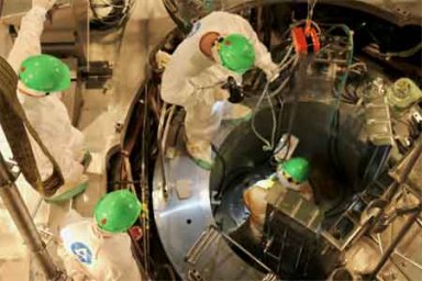 На единственной в мире плавучей атомной теплоэлектростанции начали первую в истории перегрузку топлива
