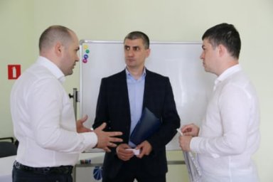 Специалистов «Россети Северный Кавказ» познакомили с новинками для развития сетей 35 кВ