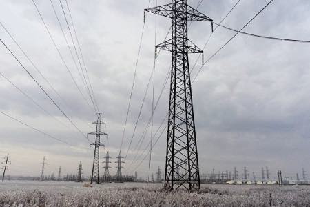 «Россети ФСК ЕЭС» повысила защищенность линии электропередачи Астраханской области от воздействия грозовых перенапряжений