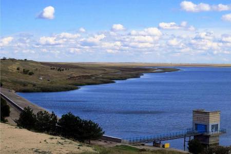 На Фронтовом водохранилище в Крыму отремонтируют гидротехнические сооружения