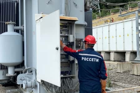 «Россети Северный Кавказ» в 2022 году отремонтируют оборудование на 62 подстанциях в КЧР