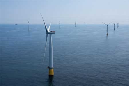 Equinor ввел в эксплуатацию крупнейшую в мире плавучую ветровую электростанцию