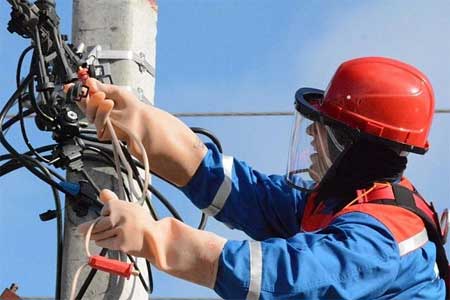 В Юрьянском районе Кировской области ведутся массовые ремонтные работы на воздушных линиях электропередачи