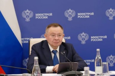 На заседании Правительства обсудили строительство жилья в Тулуне Иркутской области и реконструкцию очистных сооружений в Бурятии