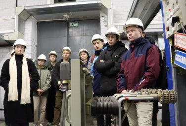 Занятия для студентов прошли на объектах «Россети Центр и Приволжье» в Ижевске Занятия для студентов прошли на объектах «Россети Центр и Приволжье» в Ижевске