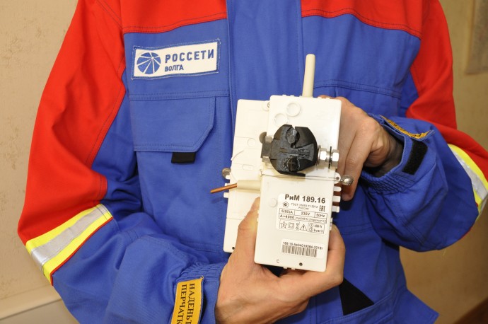 С начала года «Ульяновские РС» установили более 1700 автоматизированных приборов учета