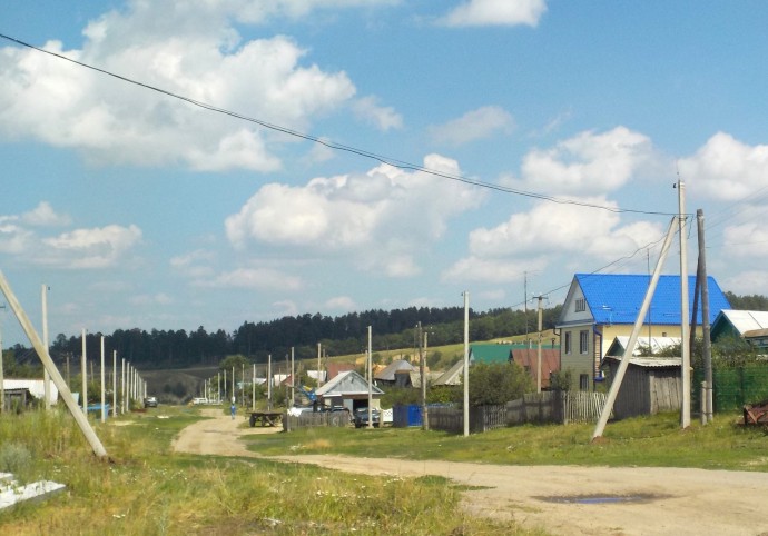 Ульяновские энергетики ремонтируют воздушную линию в Карсунском районе