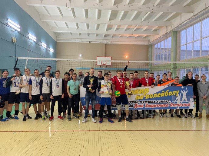 Приморские шахтёры из посёлка Новошахтинского приняли участие в праздничном волейбольном турнире