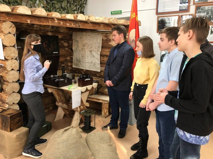 Угольщики «Северного Кузбасса» Группы компаний ТАЛТЭК передали экспонаты в музей города Березовский