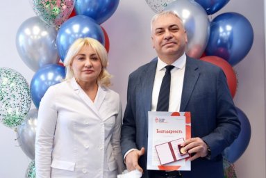 Главный инженер филиала «Самарские РС» стал почетным донором России Главный инженер филиала «Самарские РС» стал почетным донором России